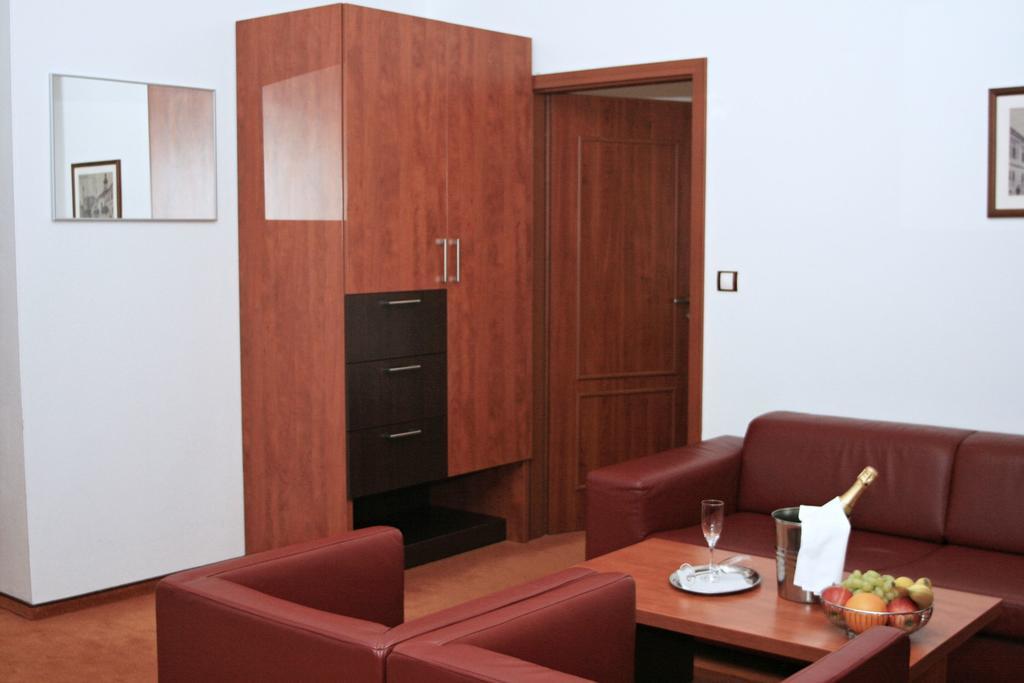Garni Hotel Praha Trenčianske Teplice Екстериор снимка