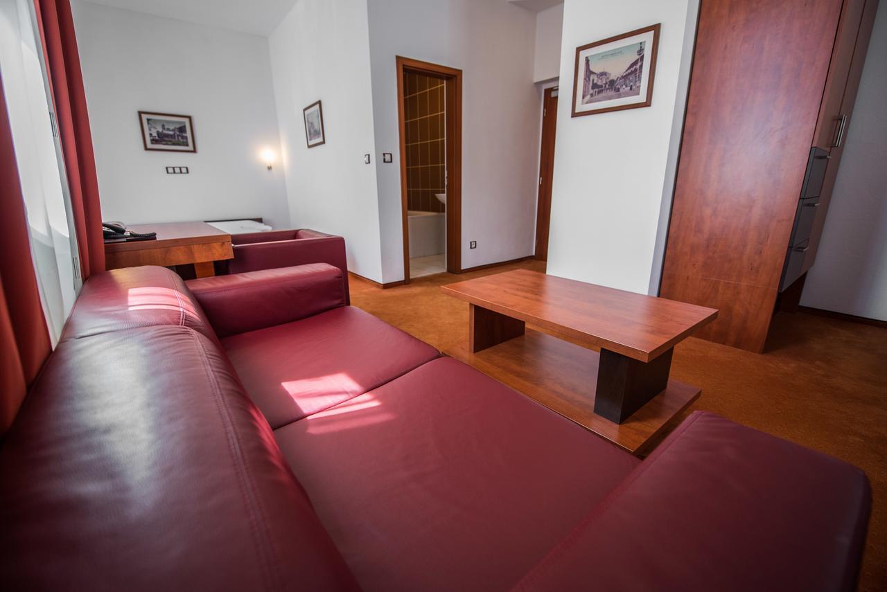 Garni Hotel Praha Trenčianske Teplice Екстериор снимка